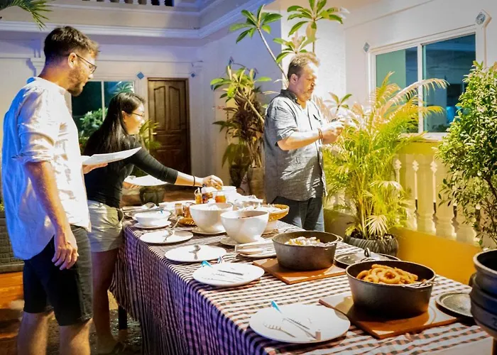 Carmel Boutique Hotel 3*