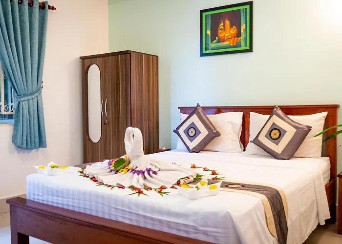 Carmel Boutique Hotel 3*